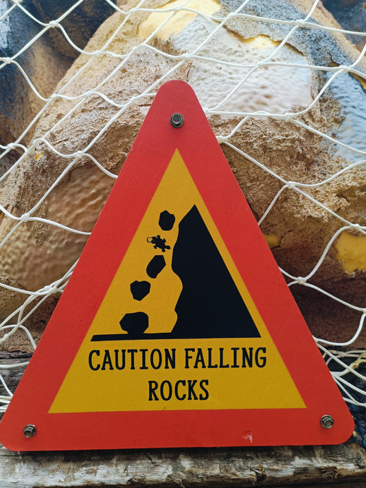 Lot 018: Caution Falling Rocks sign